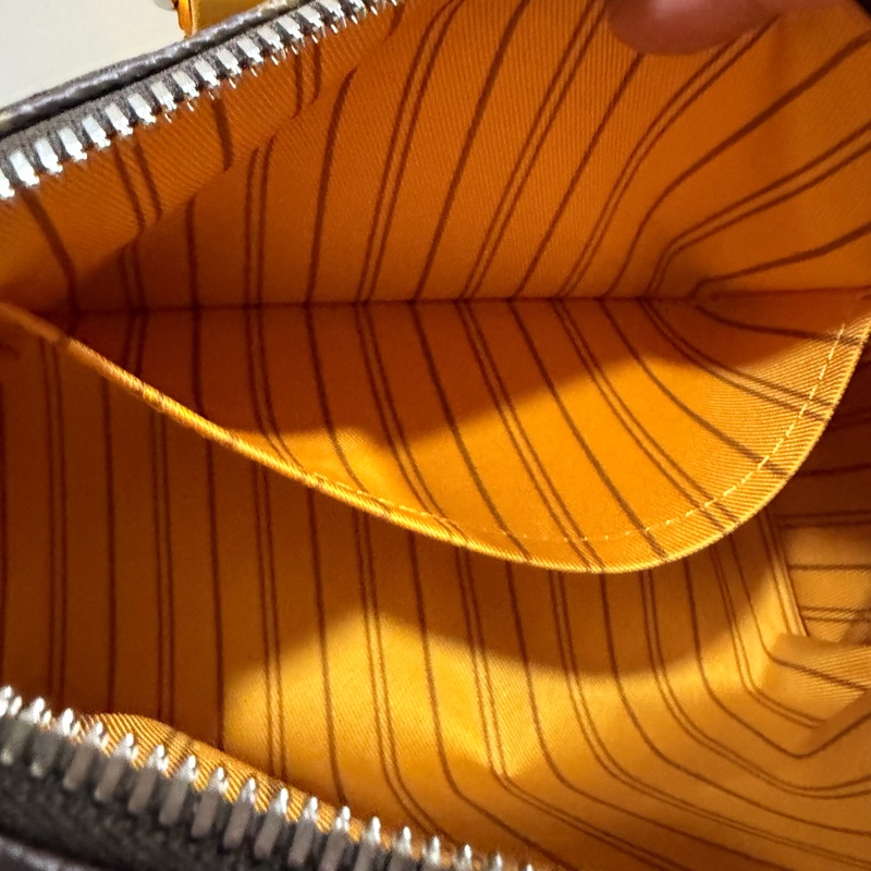 LV Louis Vuitton M12733 老花 Keepall 25 斜背包 發財黃-23