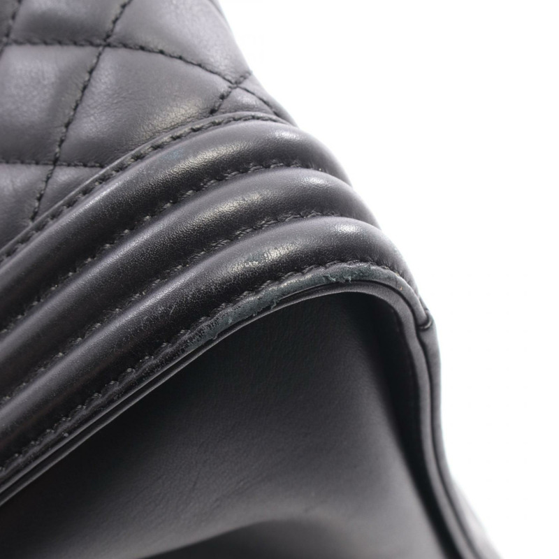 香奈兒 Boy Chanel 大號絎縫手提包 A92773 黑色皮革 SHW 二手 CC-7