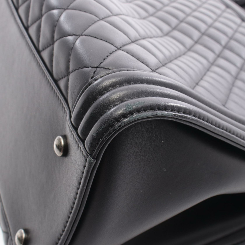 香奈兒 Boy Chanel 大號絎縫手提包 A92773 黑色皮革 SHW 二手 CC-8