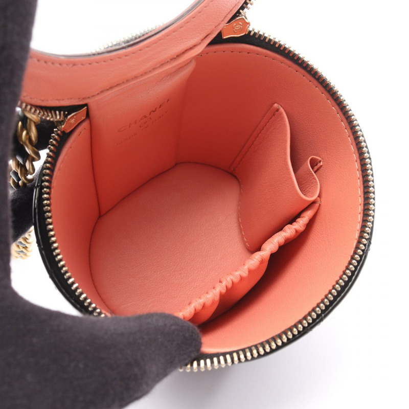 香奈兒 Matelasse 小號 Vanity Chain 肩背斜背包 漆皮二手-2