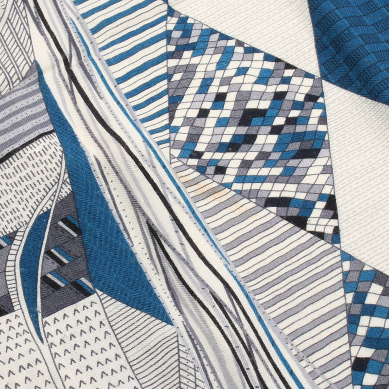 愛馬仕 Carre Geant 140 PATCHWORK HORSE 絲巾披肩，真絲羊絨材質，海軍藍/灰色-4