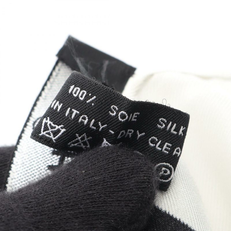 香奈兒 COCO 標誌絲巾披肩，白色/黑色，二手，女士 CC-3