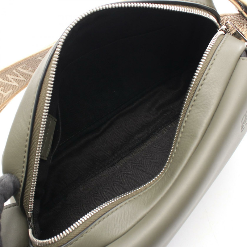 LOEWE 軍裝信差 XS 肩斜背包 B553A72X27 皮革 卡其色 二手-2