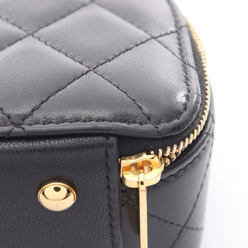 香奈兒 (CHANEL) 絎縫鏈條斜背化妝包 AP3088 羊皮黑色金色五金-11