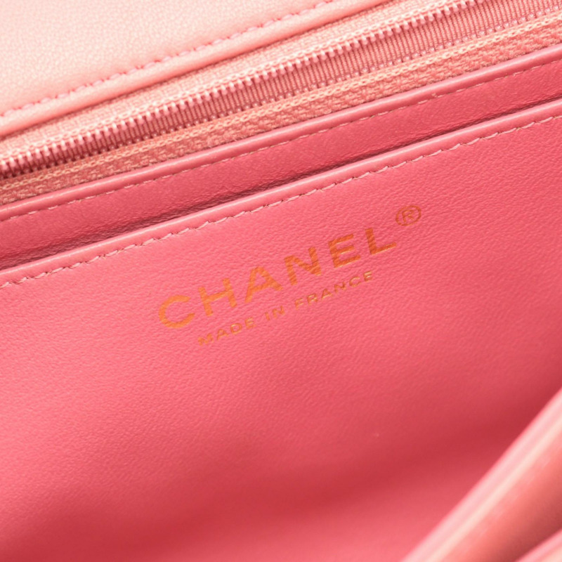 香奈兒 (CHANEL) 絎縫單蓋鏈條肩背包，羊皮材質，粉紅色，金色五金，二手-3