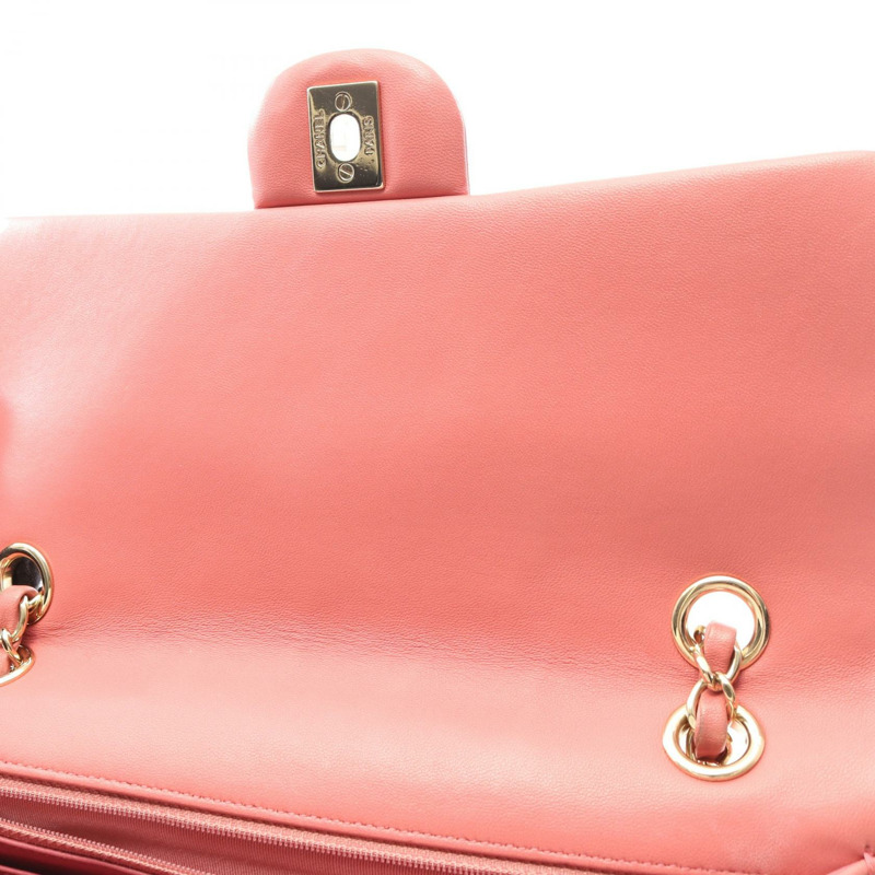 香奈兒 (CHANEL) 絎縫單蓋鏈條肩背包，羊皮材質，粉紅色，金色五金，二手-5