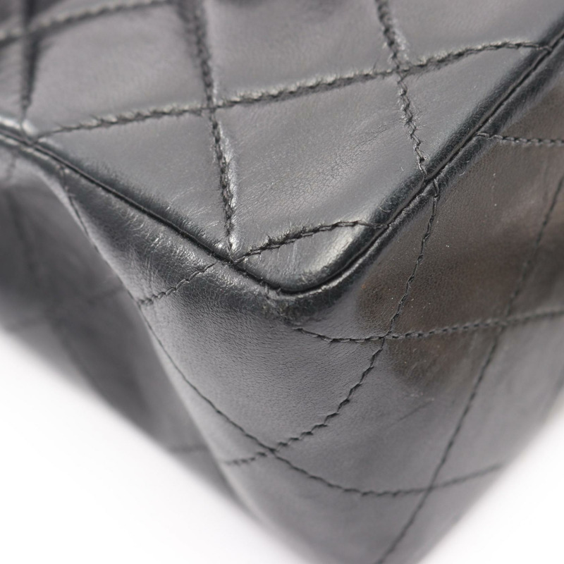 香奈兒迷你絎縫鏈條斜挎單肩包，羊皮材質，黑色，二手，女士款，金色五金-5