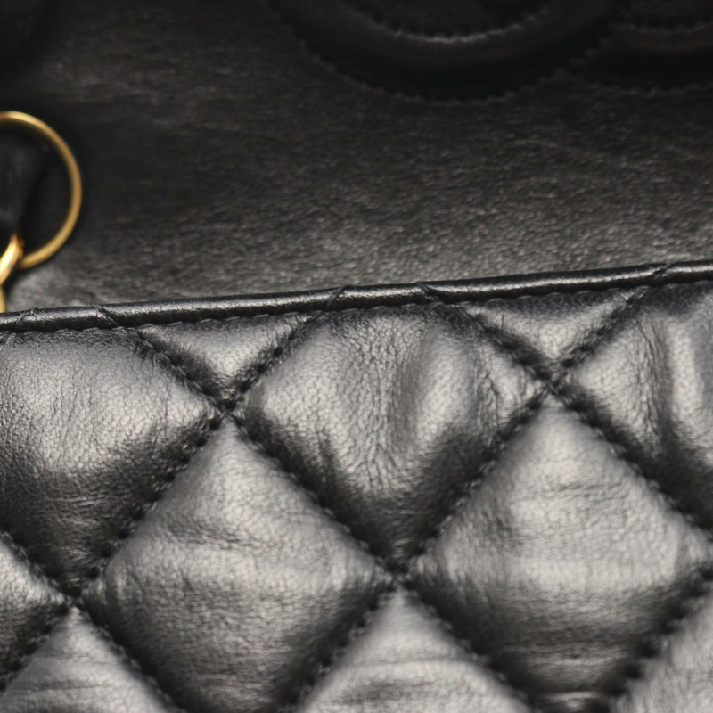 香奈兒迷你絎縫鏈條斜挎單肩包，羊皮材質，黑色，二手，女士款，金色五金-6