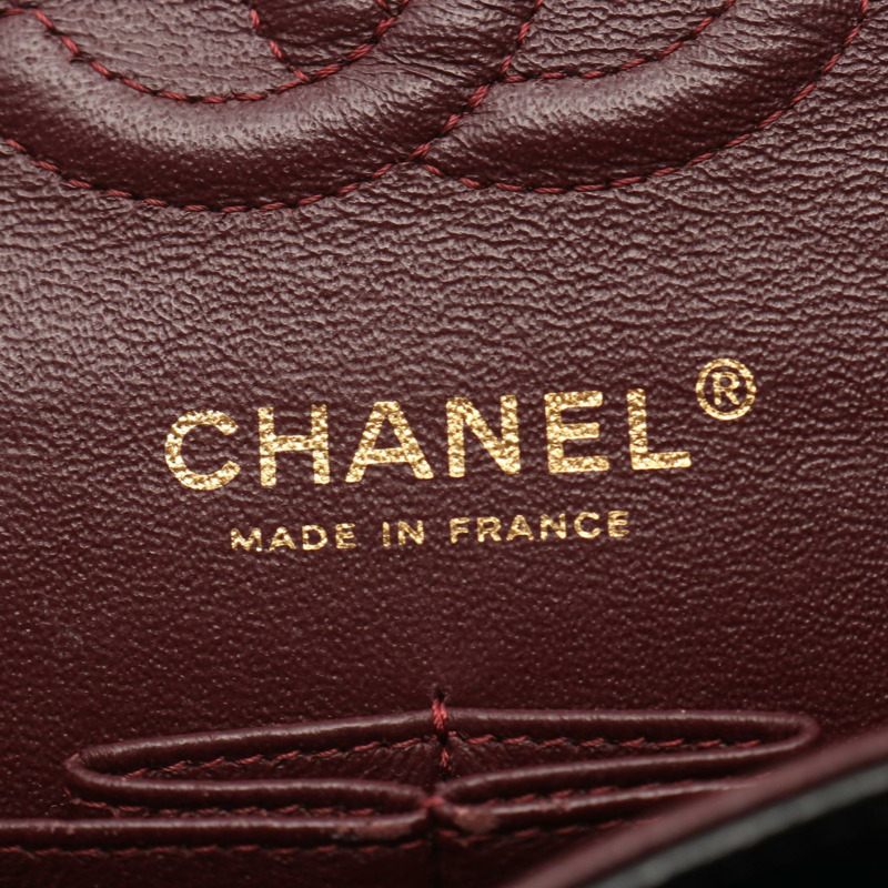 香奈兒 (CHANEL) Matelasse W 翻蓋鏈條肩背包，黑色小牛皮，二手，金色五金-3