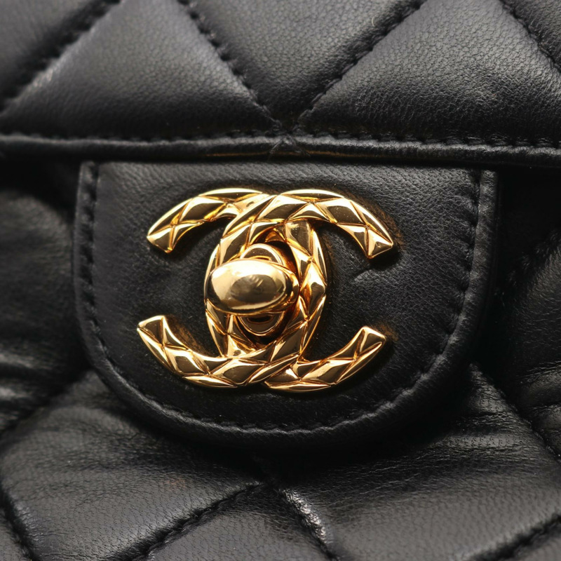 香奈兒 (CHANEL) Matelasse 鏈條斜挎包，流蘇羊皮，黑色，二手，金色五金 CC-9