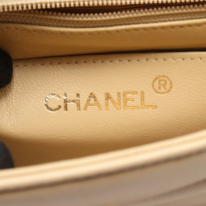 香奈兒 Chevron V 形縫線鏈條斜挎單肩包，米色皮革，二手，金色五金-3