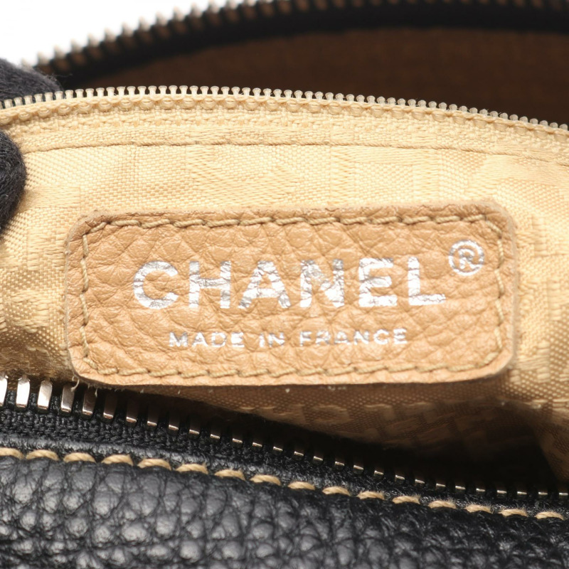 香奈兒黑色流蘇皮革單肩包，二手女款，附五金配件-3