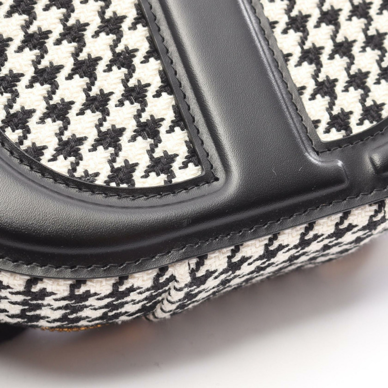 Dior CD 經典橢圓形相機單肩包，帆布皮革，黑白配色，二手女款-6