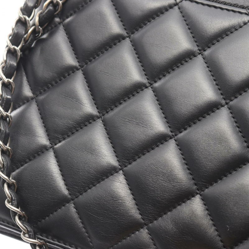 香奈兒 (CHANEL) 絎縫 COCO 標誌單肩手提包，羊皮材質，黑色，二手，女士 CC-11