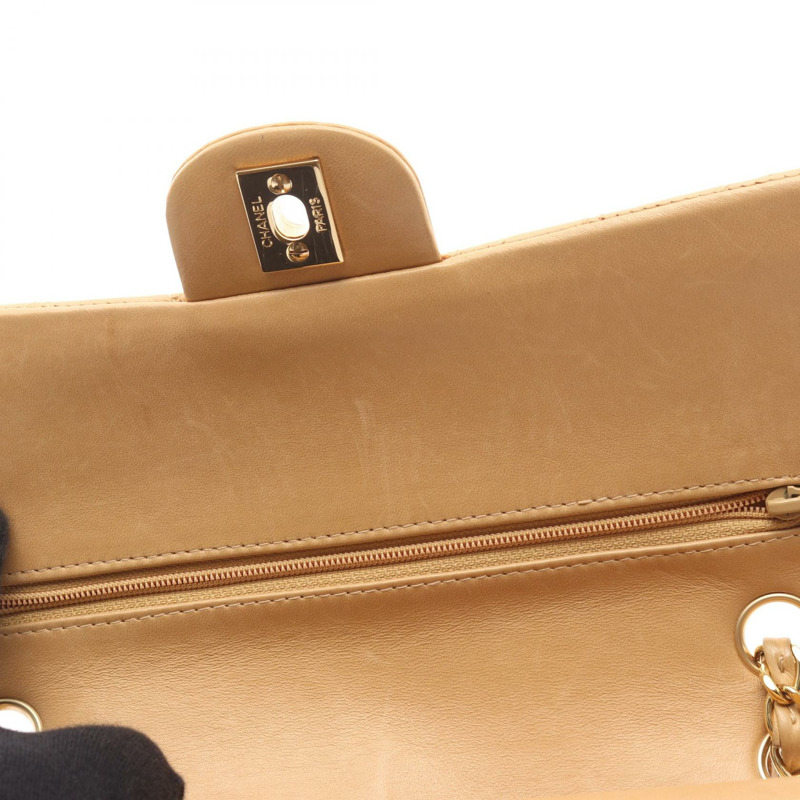 香奈兒 (CHANEL) Matelasse W 翻蓋鏈條肩背包 A01112 米色皮革 GHW 二手 CC-5