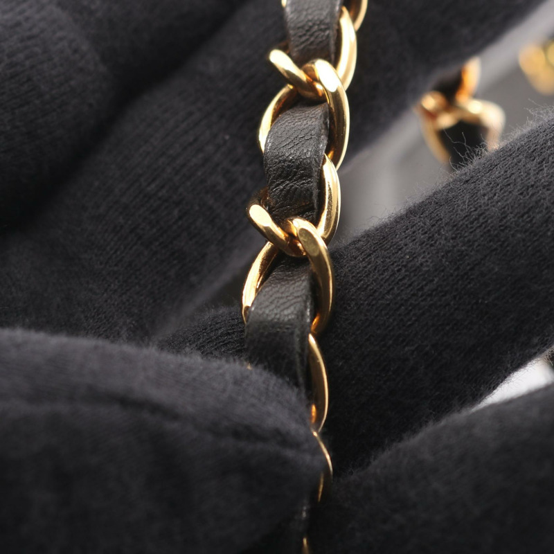 香奈兒 (CHANEL) 絎縫 Diana 翻蓋單肩斜挎包，羊皮材質，黑色，金色五金，二手-10