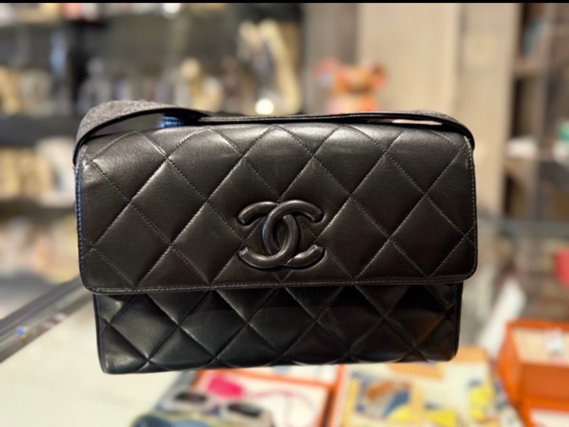 Chanel • So Black 黑武士全皮郵差包 在台現貨-4