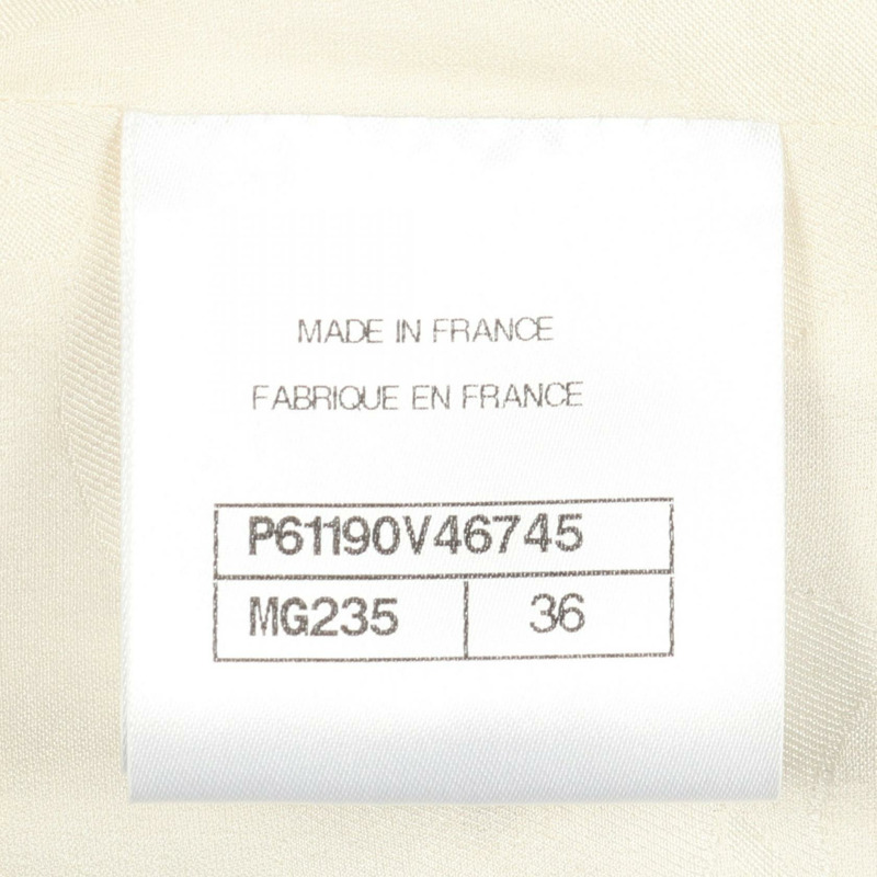 香奈兒 COCO 標誌紐扣斜紋軟呢外套 其他款式 尼龍 白色 黑色 金色 二手 女士-3