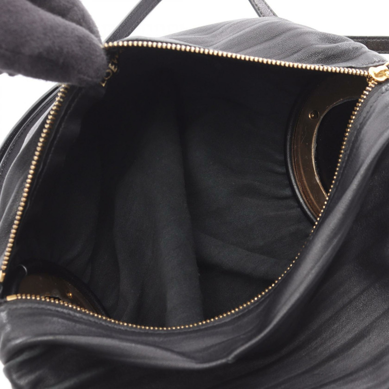 LOEWE Anagram 手鐲包斜背單肩包，黑色皮革，二手女款-2