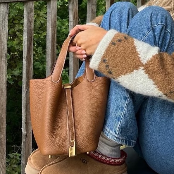 經典百搭💯超低價😍Hermes愛馬仕金棕銀扣TC皮Picotin菜籃子18手提包-1