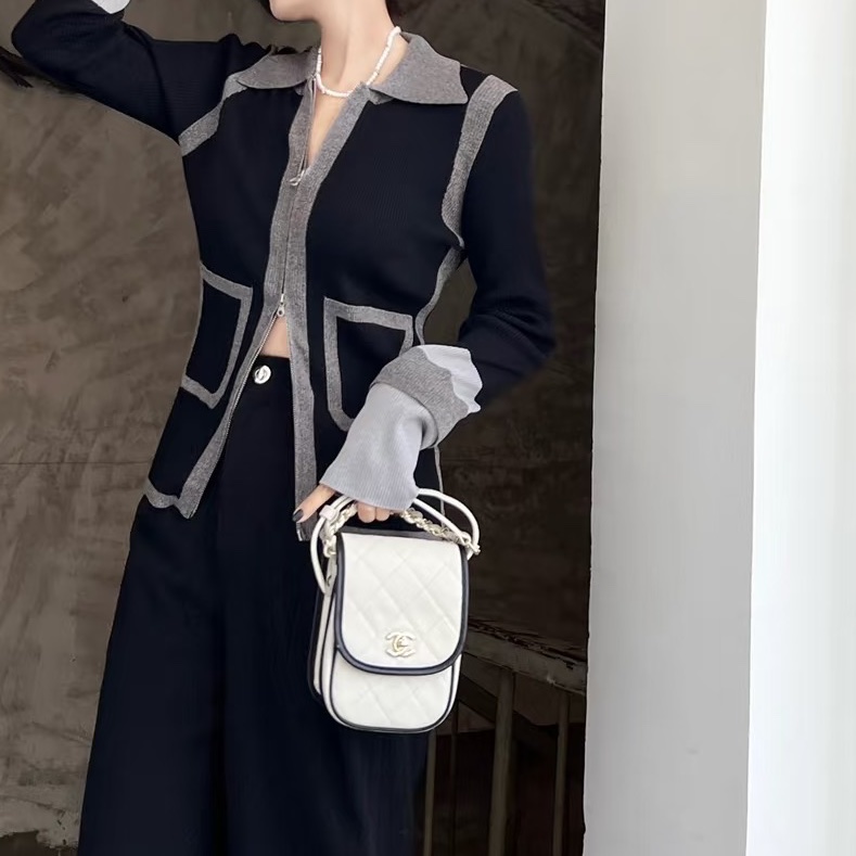 ✨Chanel 21s黑白熊貓郵差包 mini 99新 有保卡🖤-1