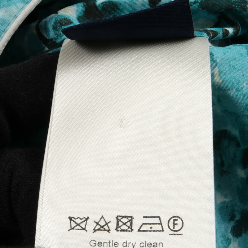 路易威登 Monogram Mountain 連帽衫，尼龍材質，藍白相間，二手男款 50 碼-6