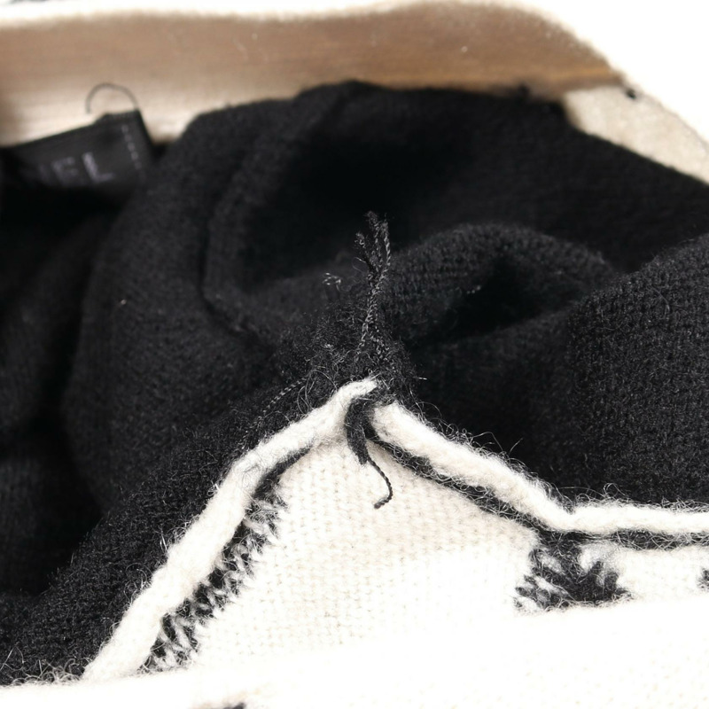 香奈兒 COCO 標誌紐扣針織開襟衫羊絨衫 白色 黑色 二手 女款 #34-5