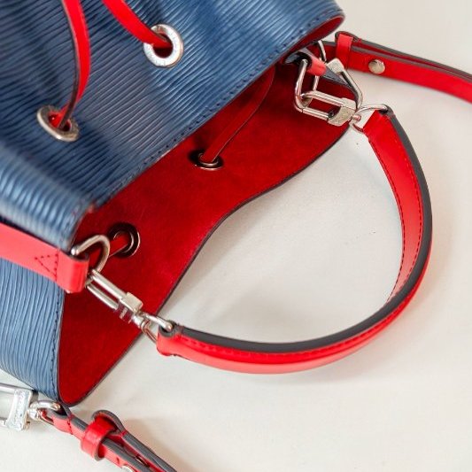 路易威登/Louis Vuitton 粒麵牛皮革水波紋 藍色紅內裡水桶包-10