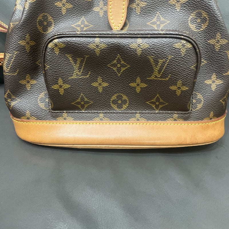 二手正品經典復古包 LV後背包中款-2