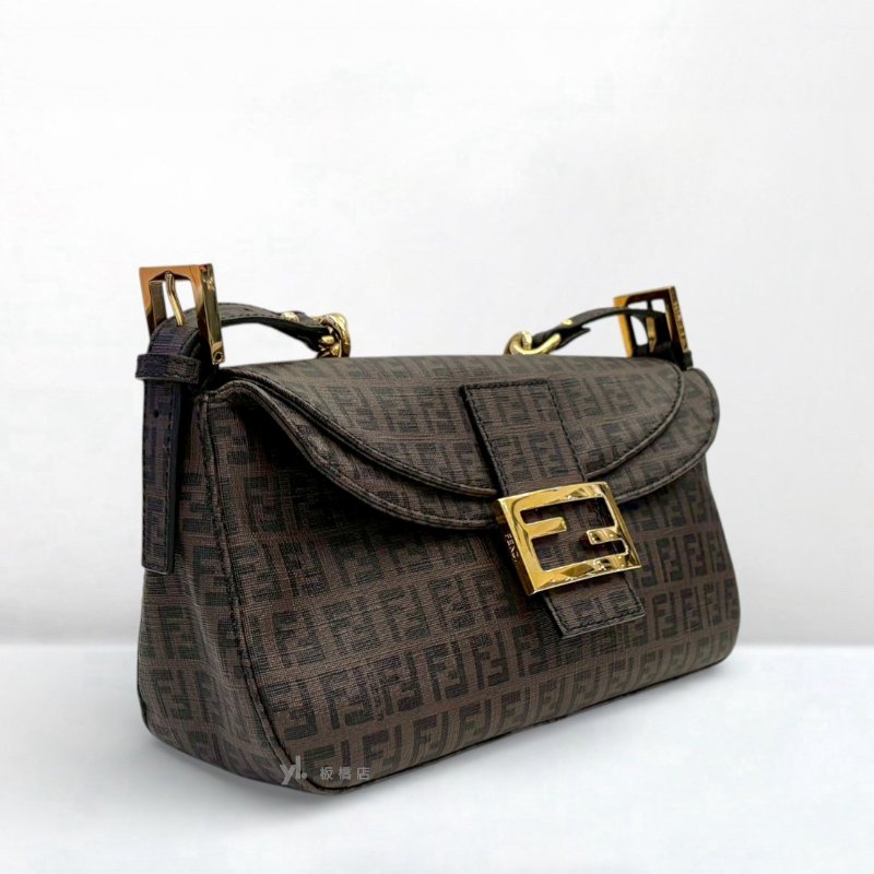 S5313-Fendi包包  Zucchino 棕色下蓋鏈條腋下包-2