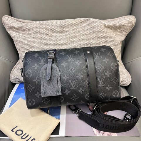 芯片款 路易威登/Louis Vuitton Keepall27黑武士黑花手提肩背包