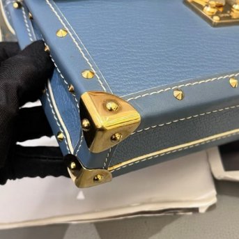 路易威登/Louis Vuitton Suhali蘇哈裡藍色小號山羊皮腋下包-4