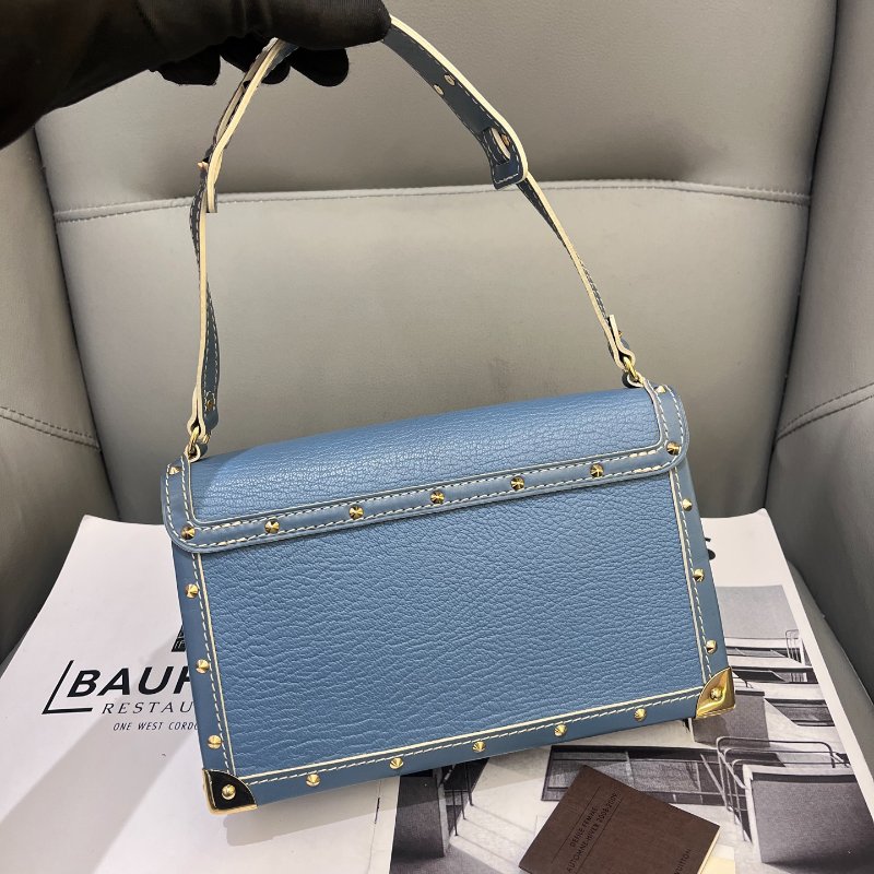 路易威登/Louis Vuitton Suhali蘇哈裡藍色小號山羊皮腋下包-7