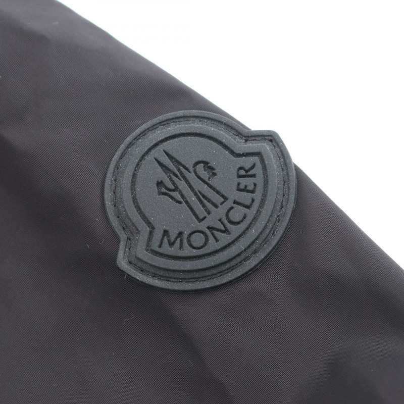 MONCLER MASSEREAU 尼龍夾克，黑色，二手，男款4碼-4