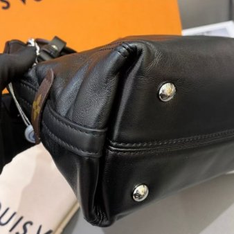 芯片款 路易威登/Louis Vuitton  芯片款Carryall BB黑武士羊皮鏈條包-4