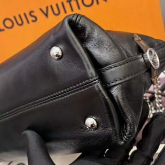 芯片款 路易威登/Louis Vuitton  芯片款Carryall BB黑武士羊皮鏈條包-5