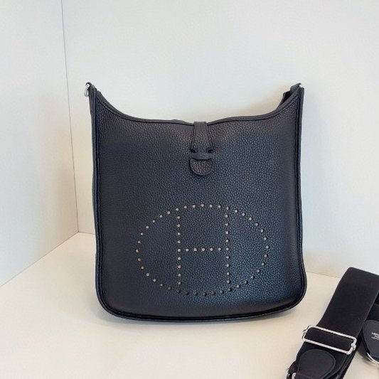 Hermes愛馬仕 Evelyne29 黑色銀扣肩背斜背包-5