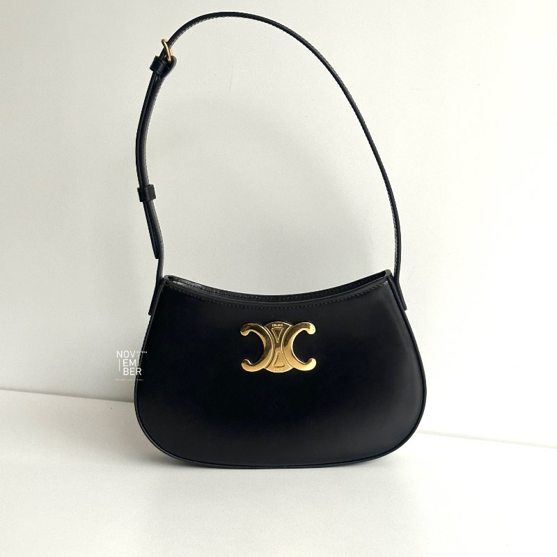 99新🆕 Celine 瑟琳 Tilly Medium 新款凱旋門腋下包 黑金-0