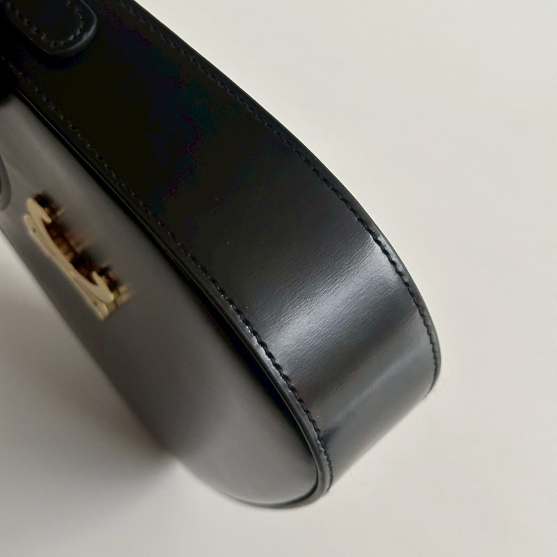 99新🆕 Celine 瑟琳 Tilly Medium 新款凱旋門腋下包 黑金-8