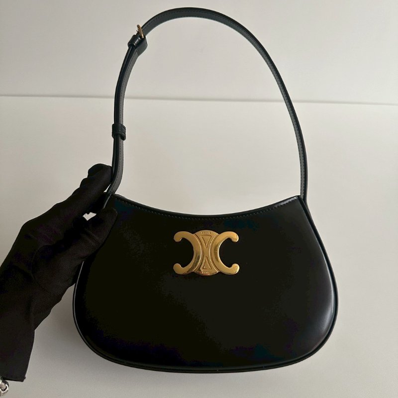 99新🆕 Celine 瑟琳 Tilly Medium 新款凱旋門腋下包 黑金-16