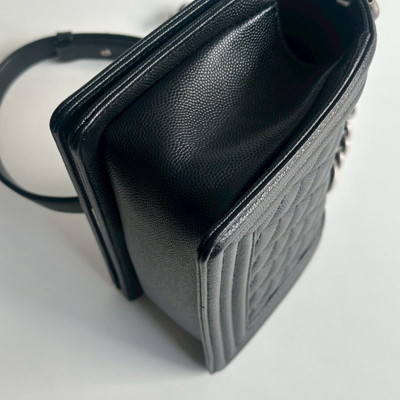 閒置新🖤全配有購證🙌🏻 Chanel 香奈兒 Le Boy 20 黑銀-16