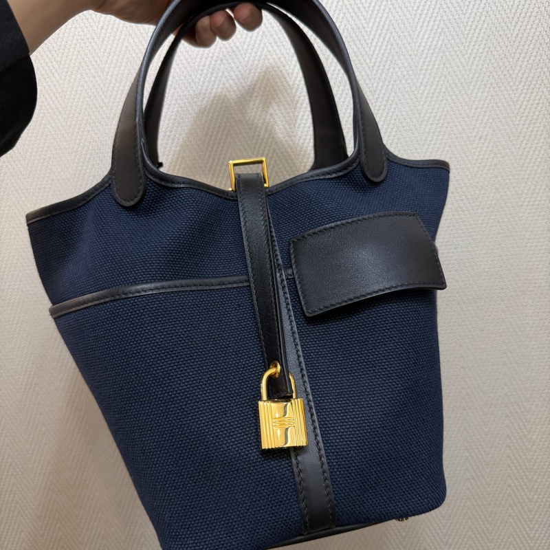 Hermes 深藍帆布拼黑牛皮金釦Picotin 18-0