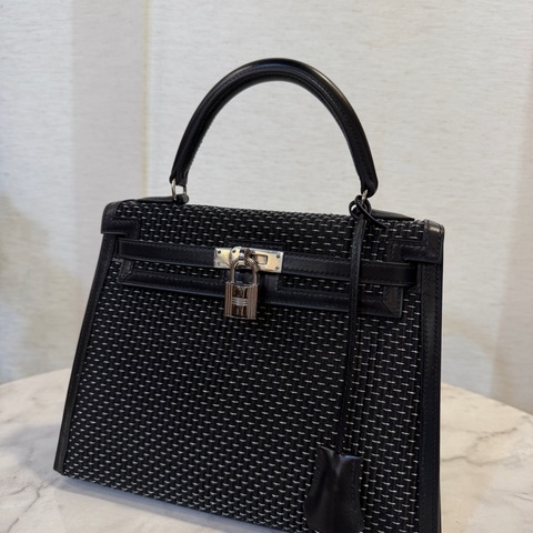 (超級限量品！！）Hermes 89黑Box皮拼馬毛編織銀釦Kelly 25