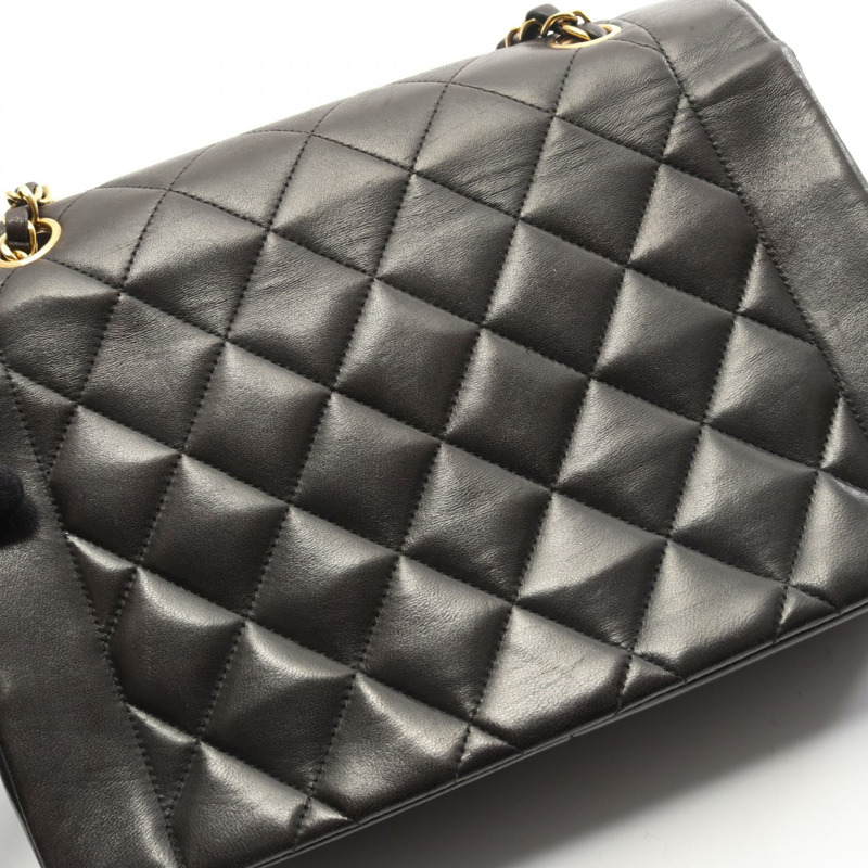 香奈兒 (CHANEL) 絎縫 Diana 翻蓋鏈條斜挎包,羊皮材質,黑色,二手,金色五金-9