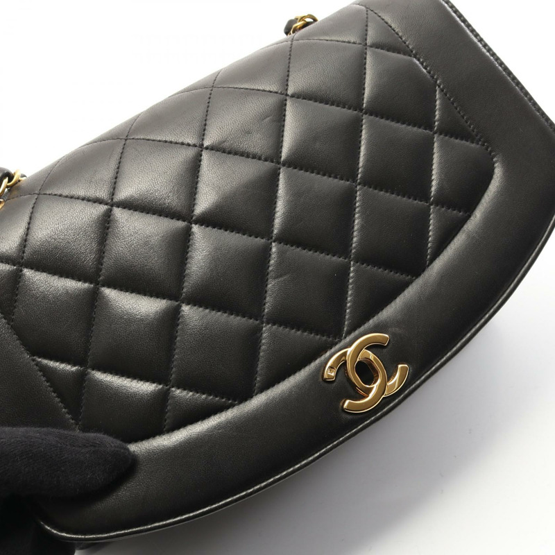 香奈兒 (CHANEL) 絎縫 Diana 翻蓋鏈條斜挎包,羊皮材質,黑色,二手,金色五金-10