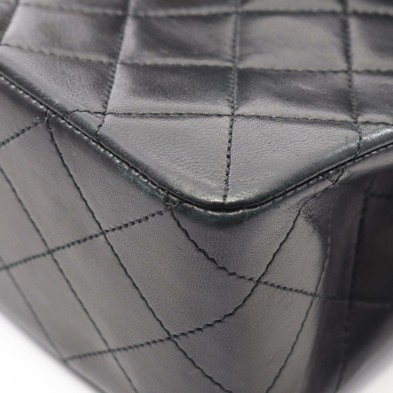 香奈兒 (CHANEL) 絎縫雙蓋鏈條肩背包，羊皮材質，黑色，金色五金，二手-7