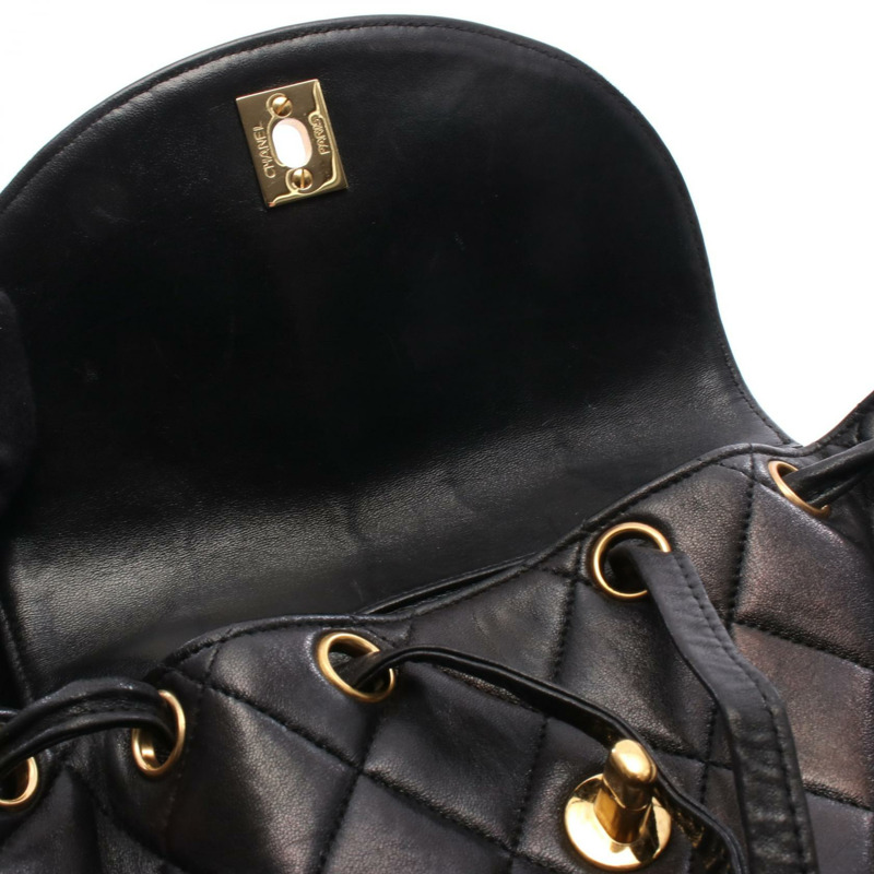香奈兒 (CHANEL) 絎縫雙肩包，羊皮材質，黑色，二手，女款，金色五金-5