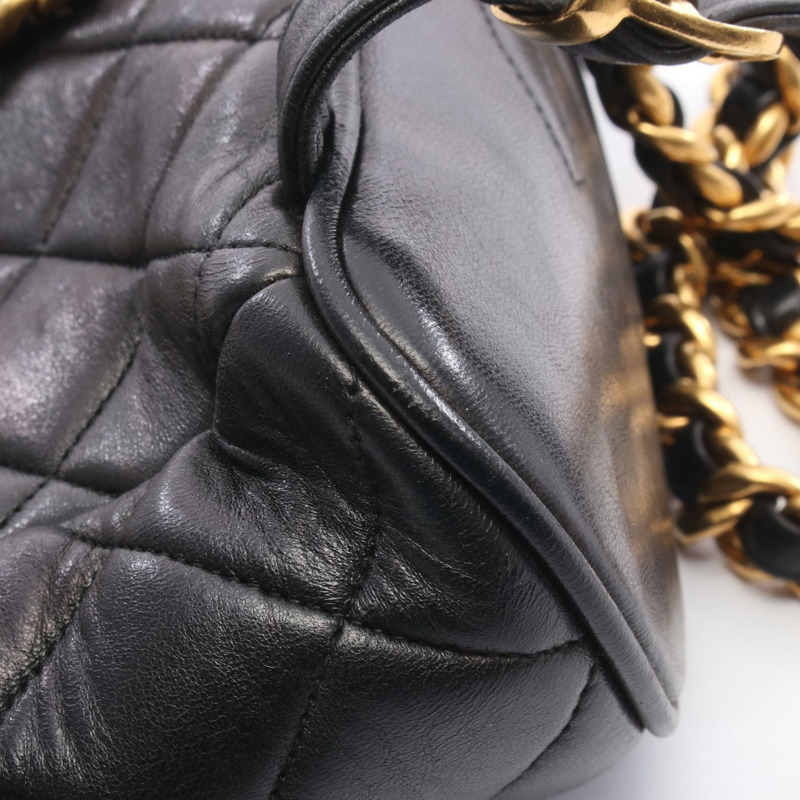 香奈兒 (CHANEL) 絎縫雙肩包，羊皮材質，黑色，二手，女款，金色五金-9