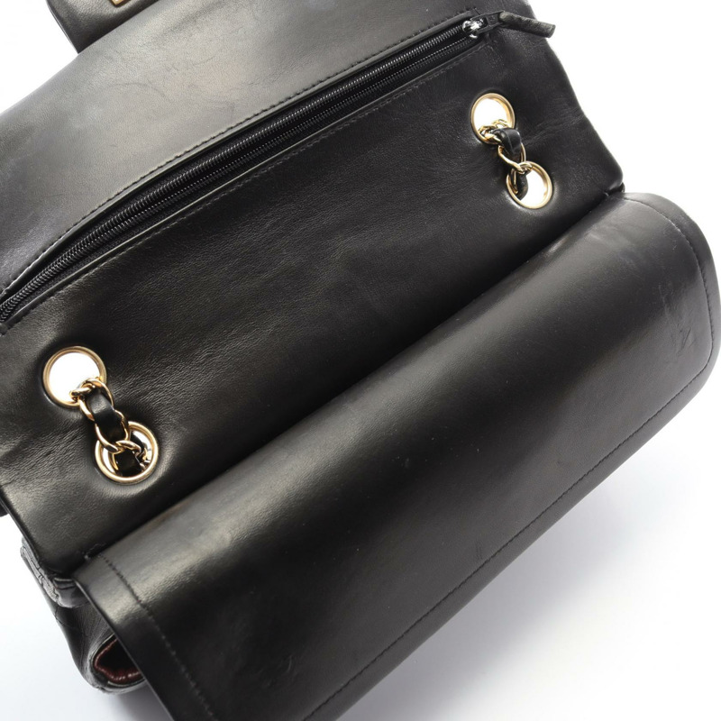 香奈兒 (CHANEL) Matelasse W 翻蓋鏈條單肩背包，羊皮材質，黑色，二手，金色五金-5