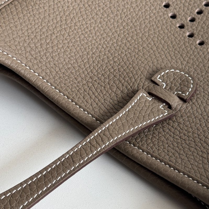 閒置新🤎 全配有購證🙌🏻 Hermès 愛馬仕 Evelyne 23 大象灰銀釦-16